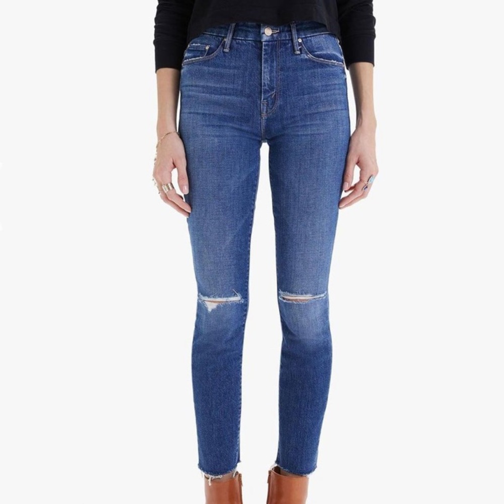 MOTHER High Waisted Looker Ankle Fray Distressed Ankle Jeans Medium Blue